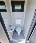 Sanitärcontainer SCD RAL 7016 Anthrazitgrau | H 2335 x B 2400 x T 1200 mm | 2 Türen | 2x WC – Bild 3